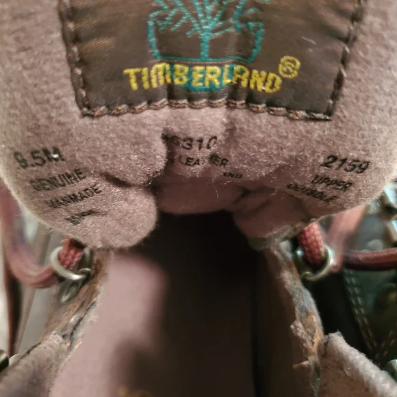 Womens Vintage Timberland Boots. Size 9.5 M. NWOT.  Brown - Picture 4 of 7